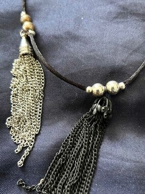 NECKLACE 2 METAL SILVER TONE TASSELS 1 METAL BLACK TASSEL WITH SILVER TONE BEADS